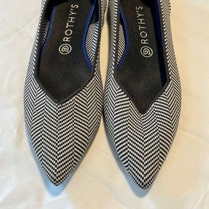 Rothy’s herringbone point flat size 10,5. Special edition.